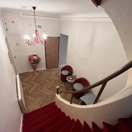 Hotel Angleterre 2*