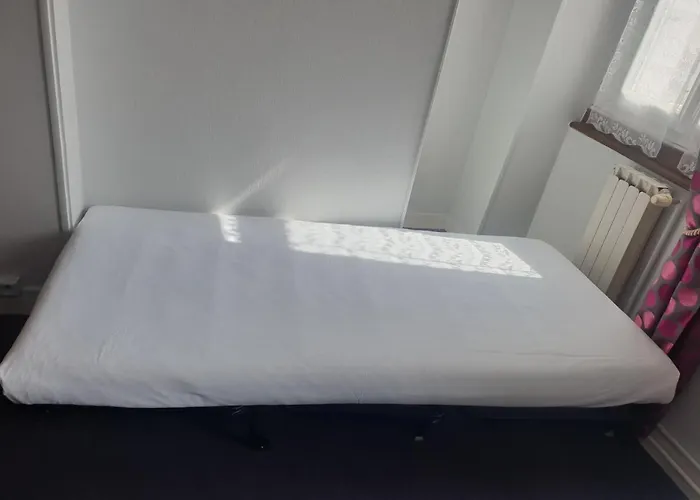 Angleterre 2* Cherbourg-en-Cotentin