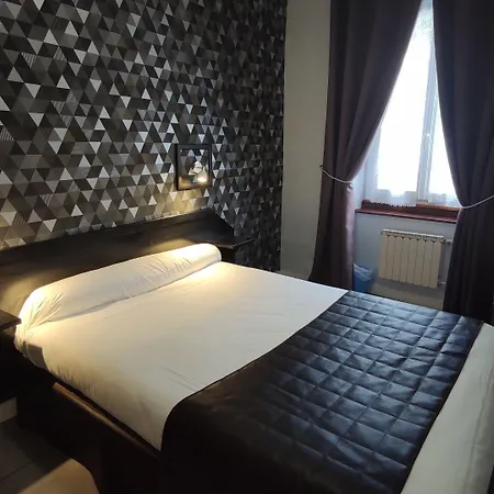 ホテル Angleterre 2*