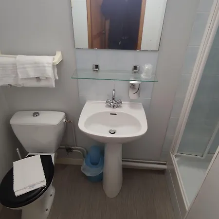 ホテル Angleterre