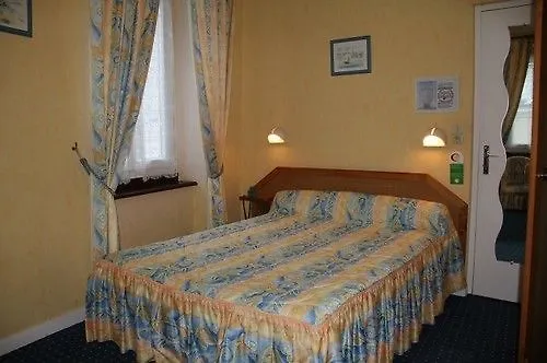 Angleterre 2* Cherbourg-en-Cotentin